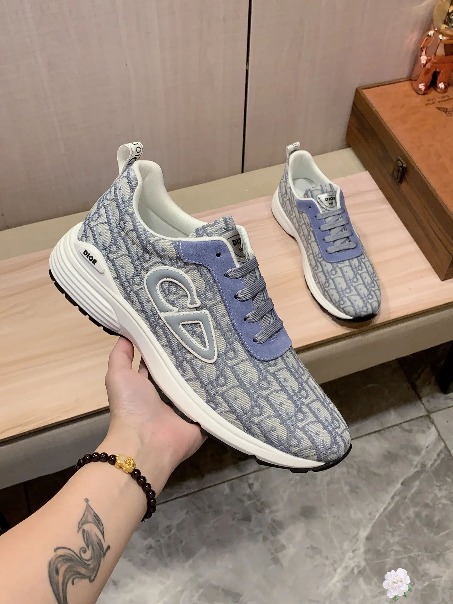 Men's Men's Shoes💰442💰💰🎩🎩[Lightning][Lightning] "Dior DIOR*" The latest and most popular casual shoes, top brand [seduce] luxury ~ purchasing agency, top ~ quality. [Strong] The upper is made of imported breathable cowhide with material ➕ breathable sheepskin feet (•) and fine workmanship. The original stylish and stylish soft rubber wear-resistant and non-slip outsole is light and comfortable on the feet. The real thing looks better when photographed in person. 0121: code: 38-44, 5️⃣ colors selected